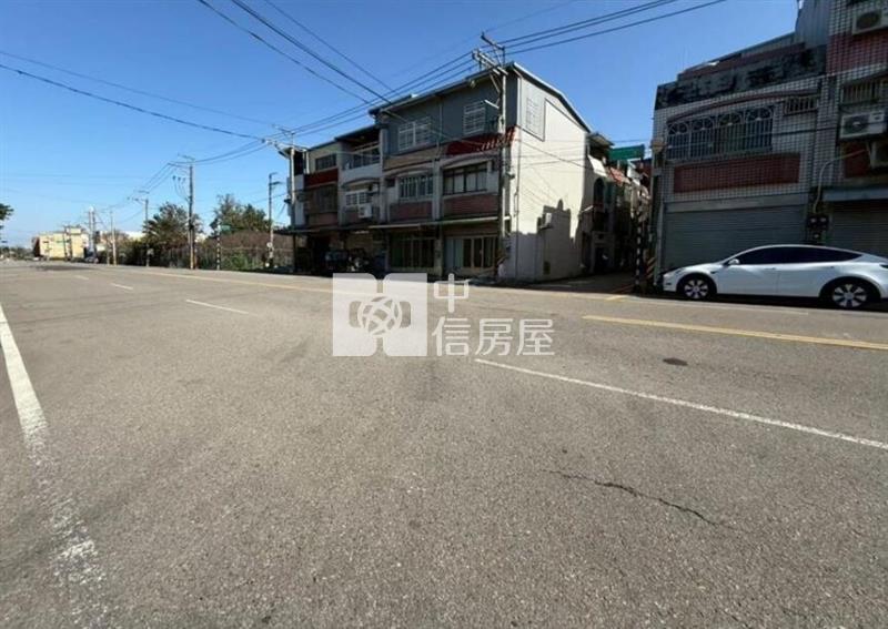 南勢重劃區 正20米路邊間透天店住房屋室內格局與周邊環境