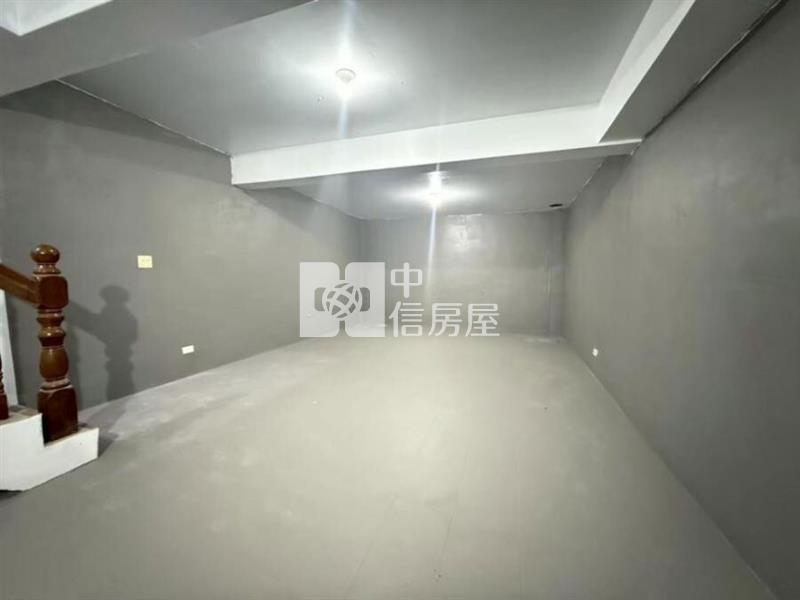 南勢重劃區 正20米路邊間透天店住房屋室內格局與周邊環境