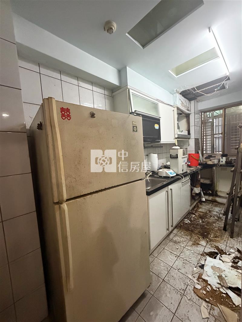 獨家-新明市場-A22捷運大3房車(送頂樓加蓋)房屋室內格局與周邊環境