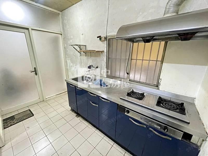 龍潭自由街巷寬透天房屋室內格局與周邊環境