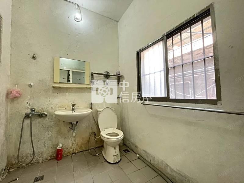 龍潭自由街巷寬透天房屋室內格局與周邊環境