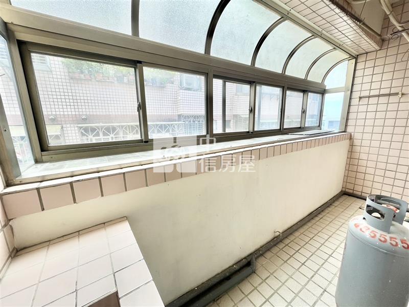 楊梅薪加坡免整理三房房屋室內格局與周邊環境