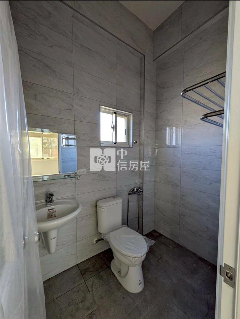 5Y70新屋農地含資材室房屋室內格局與周邊環境