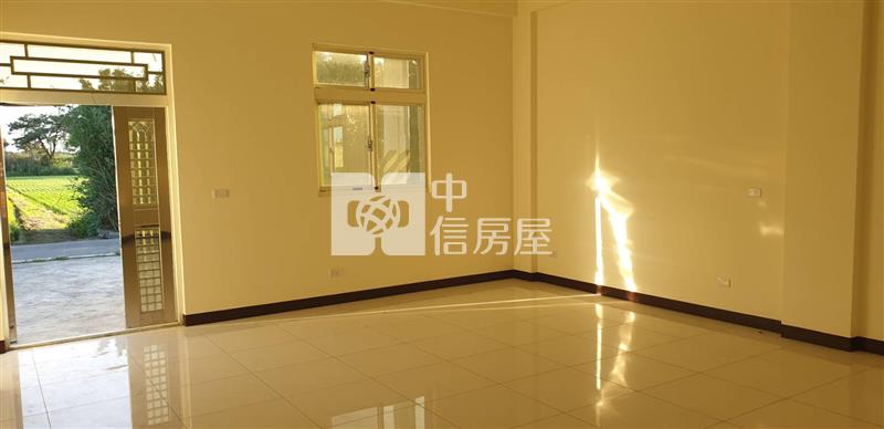 5Y71觀音農地含資材室房屋室內格局與周邊環境