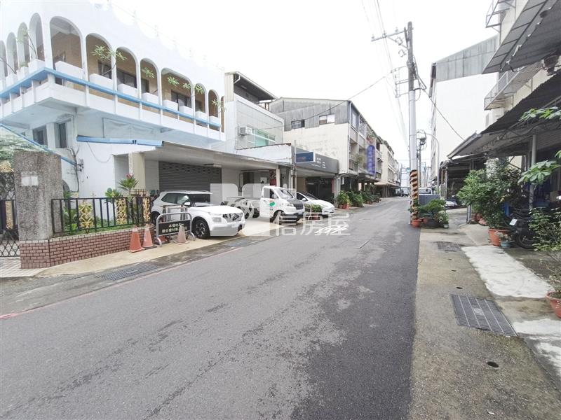 日新國小地中海角窗大地坪獨棟別墅房屋室內格局與周邊環境