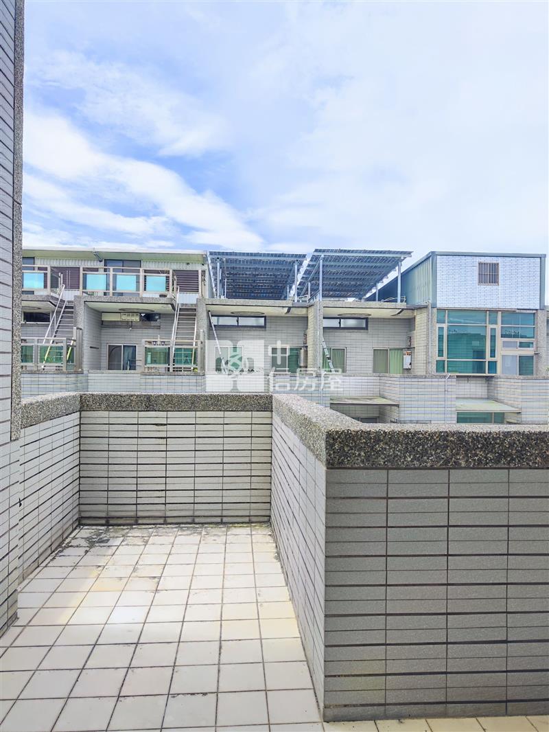 楊梅交流道前院停車美墅房屋室內格局與周邊環境