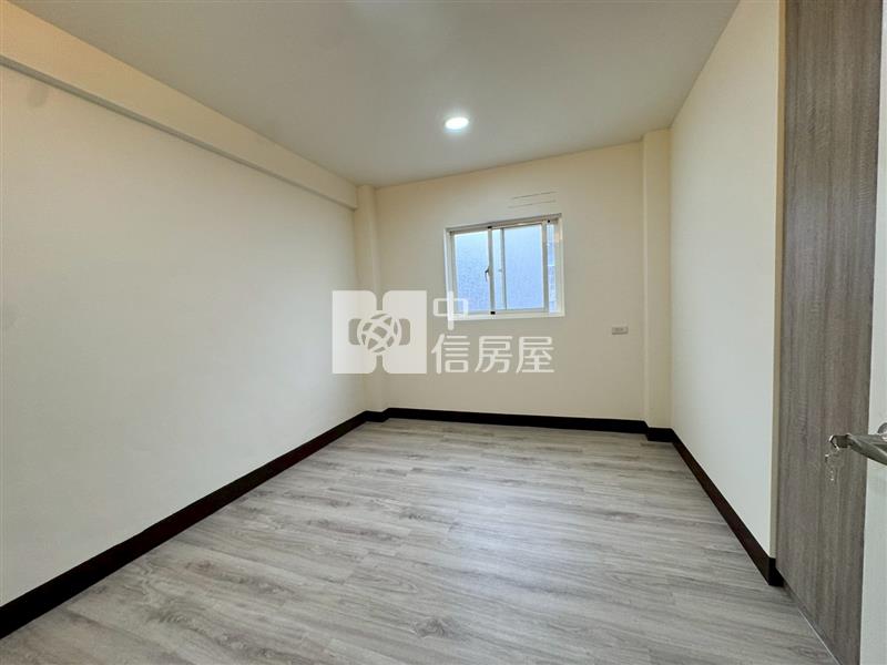 頂興路幸福雙學區/一層一戶/全新整理大三房美寓房屋室內格局與周邊環境