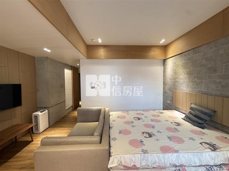 雄中有電梯收租大套房房屋室內格局與周邊環境