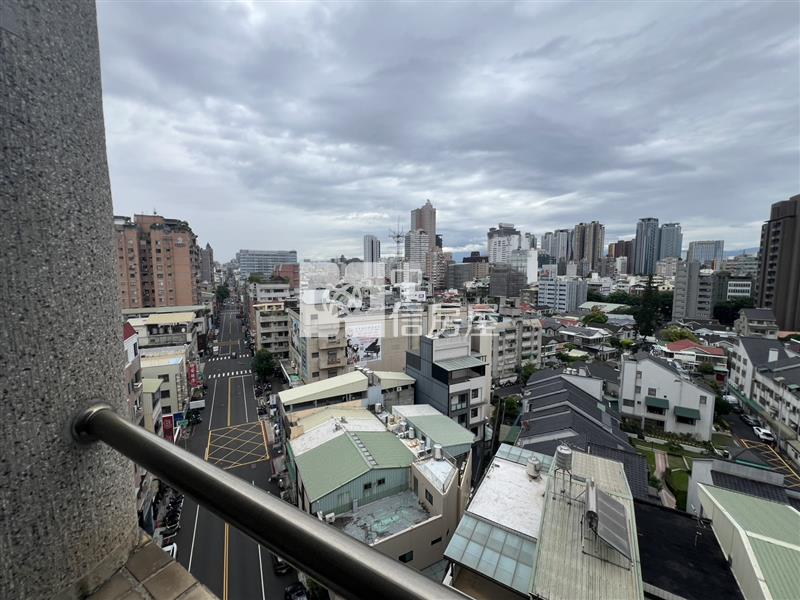 【泉福藝術璇宮】大業國中1房2廳學區房房屋室內格局與周邊環境