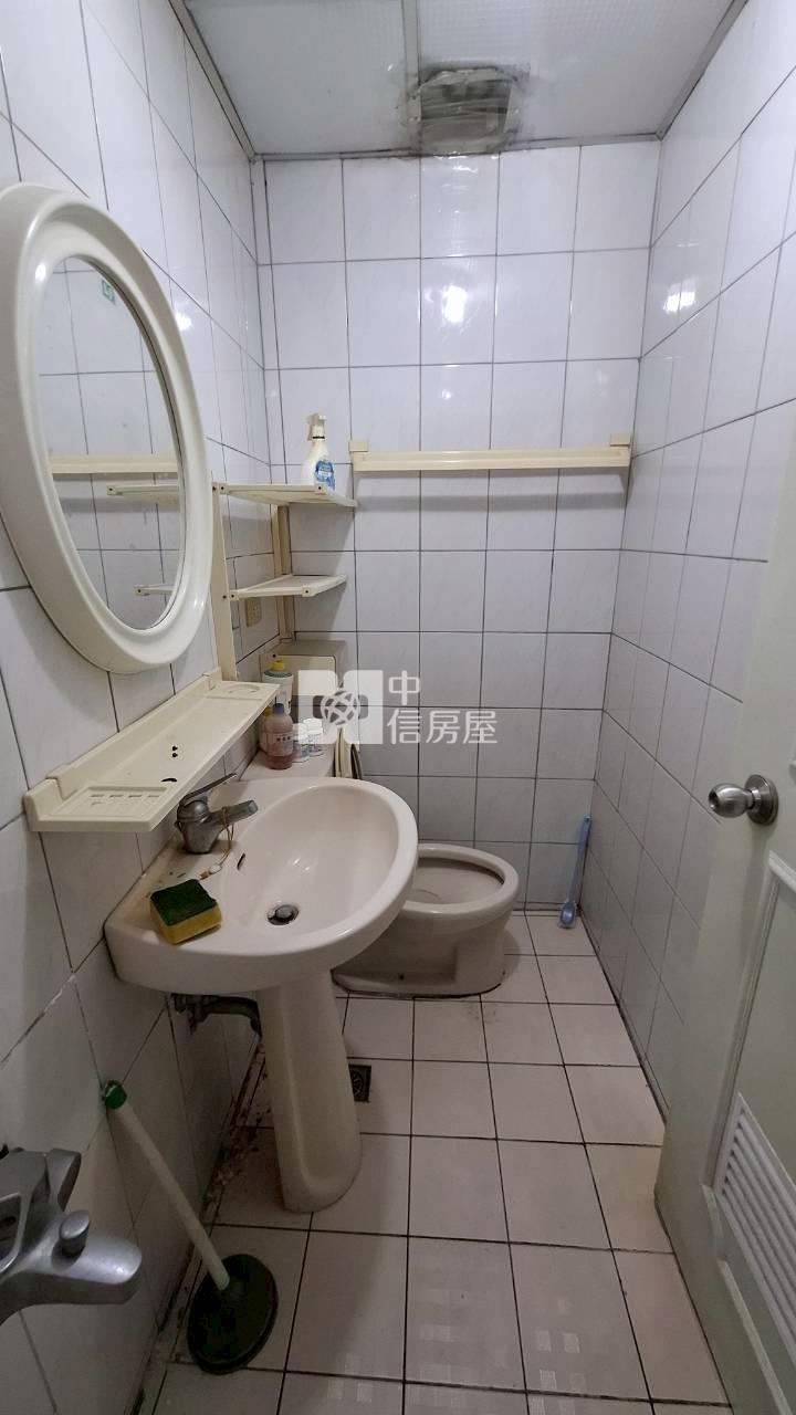 桃園省桃電梯三房房屋室內格局與周邊環境