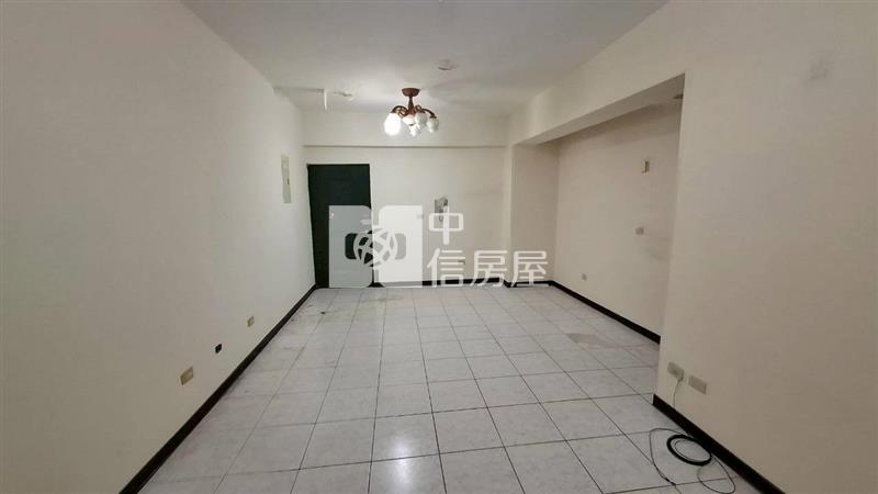 桃園省桃電梯三房房屋室內格局與周邊環境