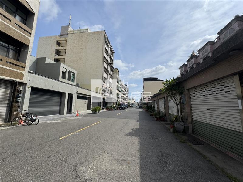 興嘉大地坪透天房屋室內格局與周邊環境