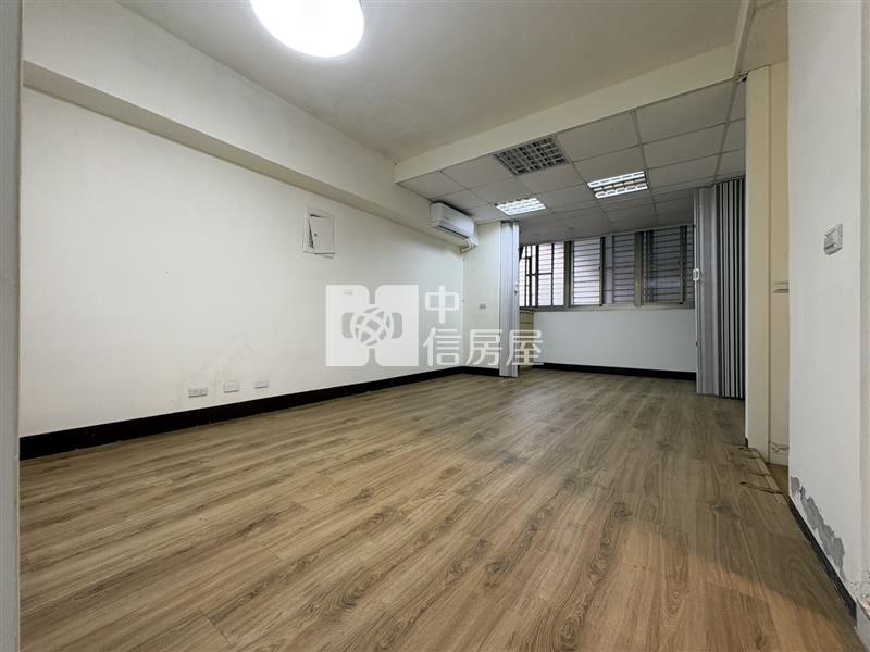 內壢環中商圈-連都NO.3店面B1-2F+車位房屋室內格局與周邊環境