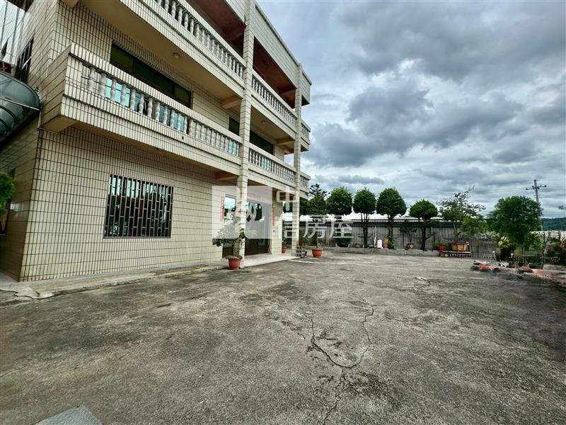 霧峰甲建可三照廠登廠住房屋室內格局與周邊環境