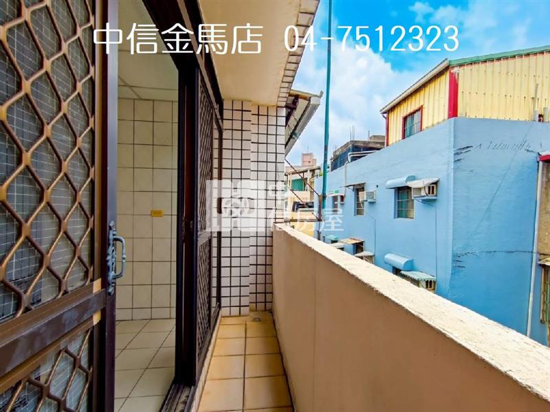 彰泰國中旁活路透天房屋室內格局與周邊環境