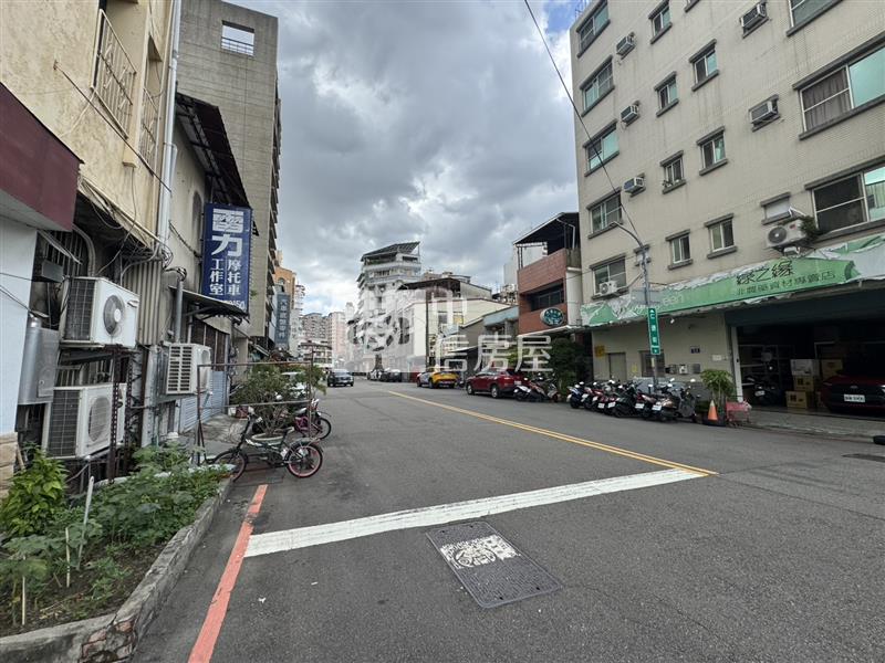 近興大角間大地坪店住房屋室內格局與周邊環境