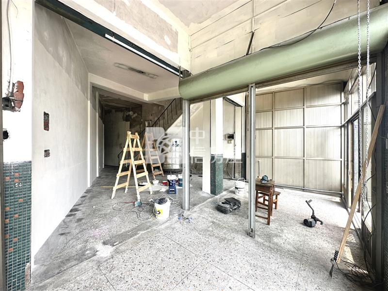 大慶三鐵共構大面寬金透店房屋室內格局與周邊環境