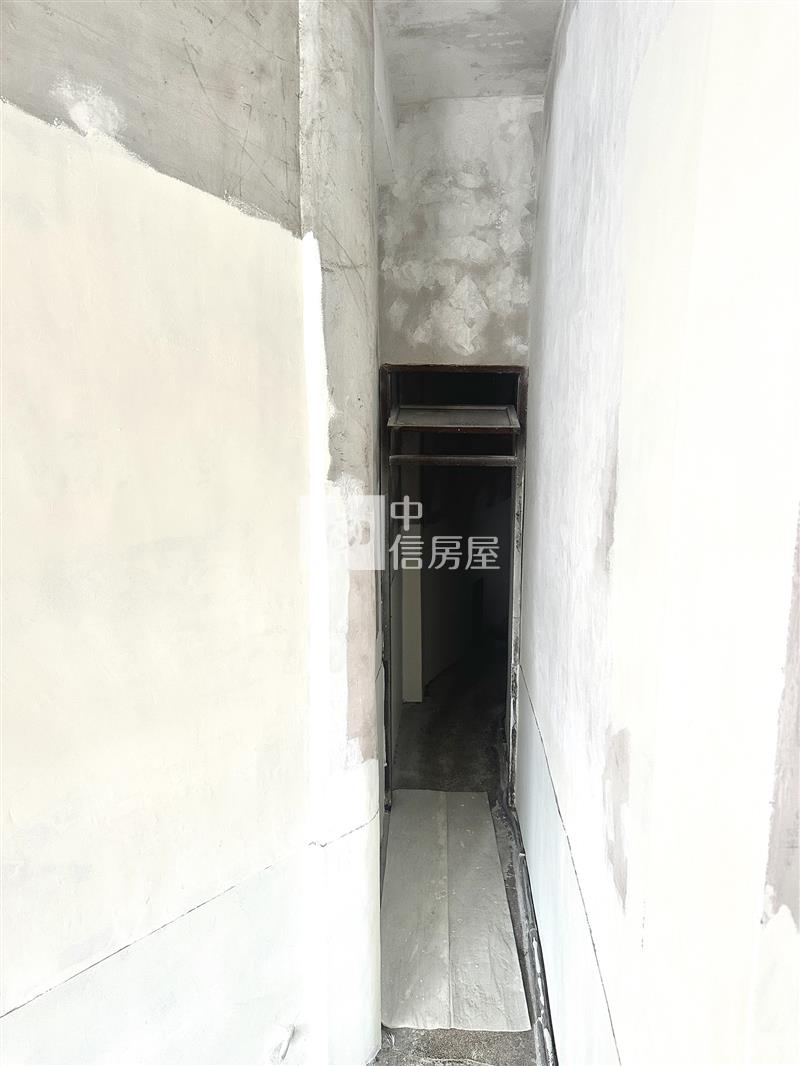大慶三鐵共構大面寬金透店房屋室內格局與周邊環境
