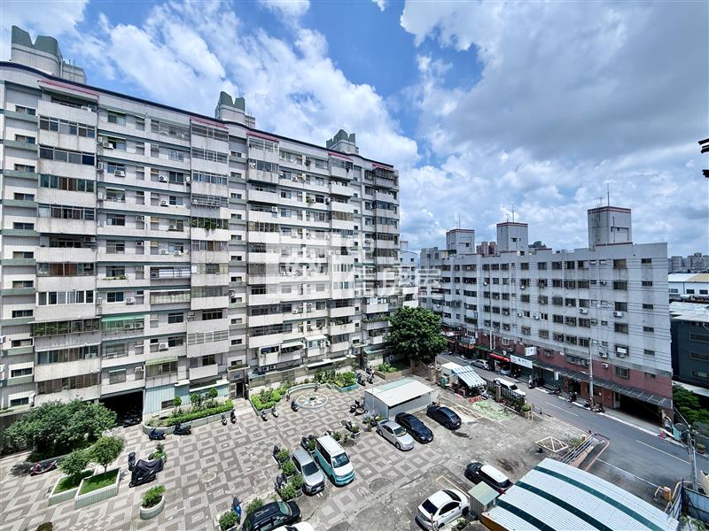 松竹捷運站旁重新裝潢美三房|已租平車房屋室內格局與周邊環境