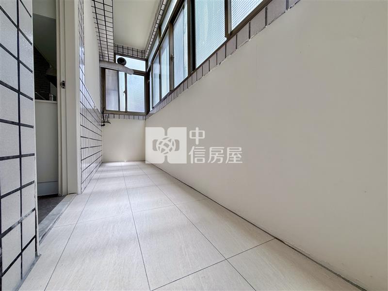 松竹捷運站旁重新裝潢美三房|已租平車房屋室內格局與周邊環境