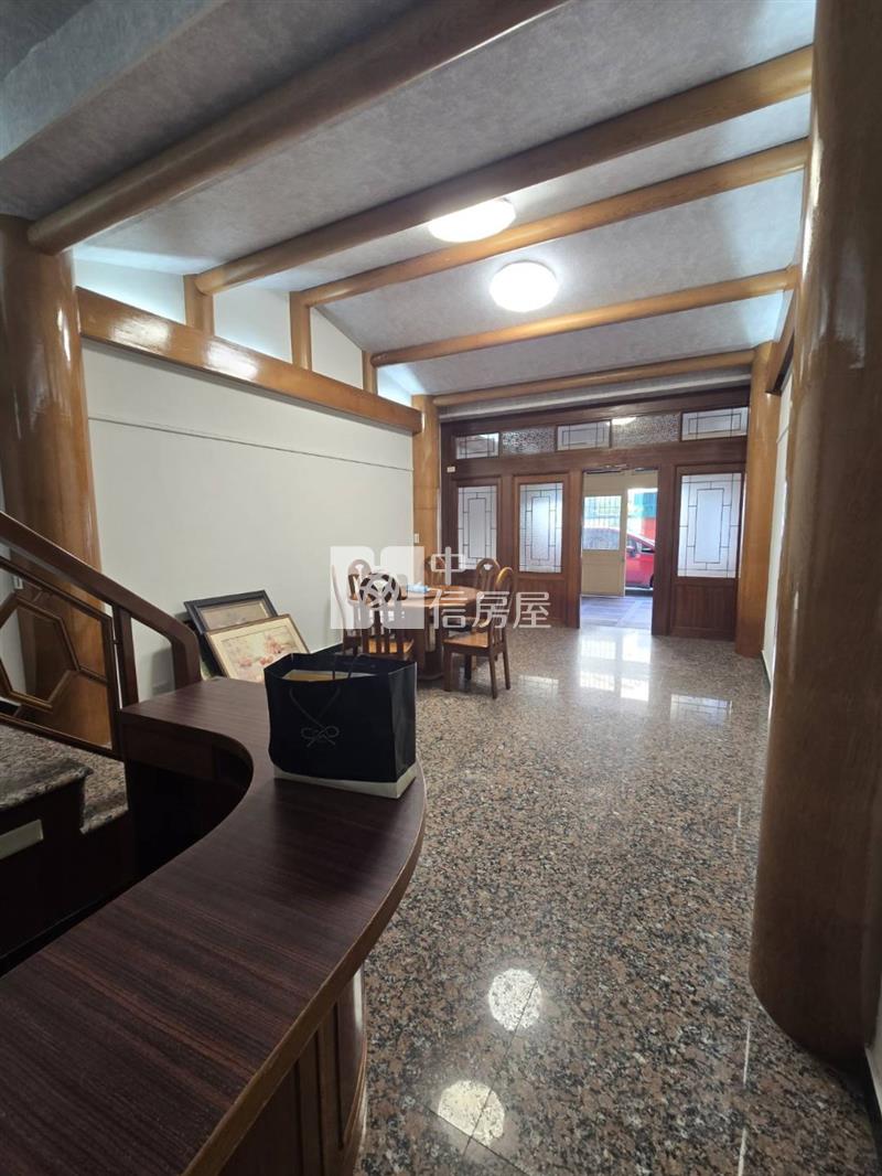 國華街店面透天房屋室內格局與周邊環境