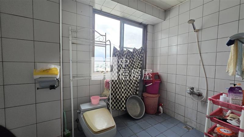 環南路稀有五房+車位房屋室內格局與周邊環境