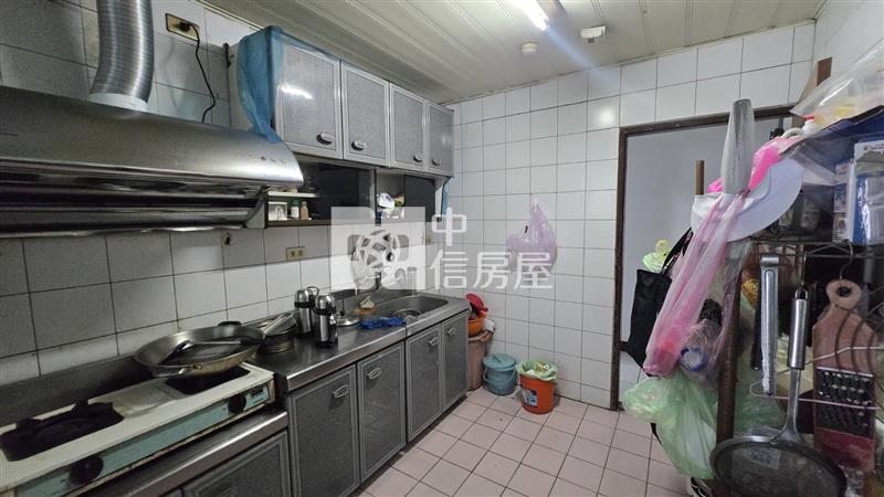 環南路稀有五房+車位房屋室內格局與周邊環境