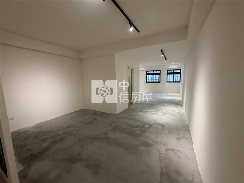 【安家】專任-近中壢夜市八米活巷大地坪店住房屋室內格局與周邊環境