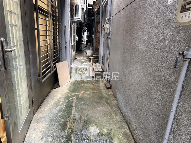 【安家】專任-近中壢夜市八米活巷大地坪店住房屋室內格局與周邊環境