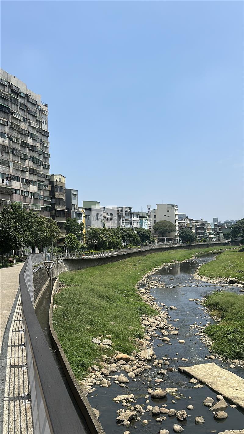 【安家】鴻築吾江三房平面車位房屋室內格局與周邊環境