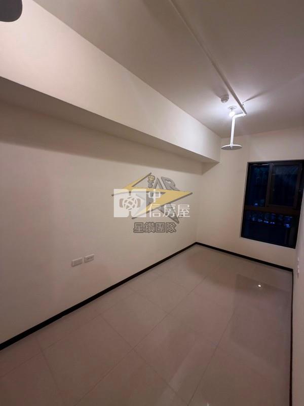 【星鑽】(專委)獨家-亞昕喜徠登空中花園露臺戶房屋室內格局與周邊環境