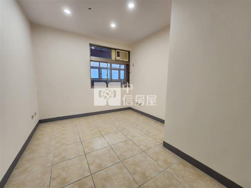 榮安一街景觀大四房房屋室內格局與周邊環境