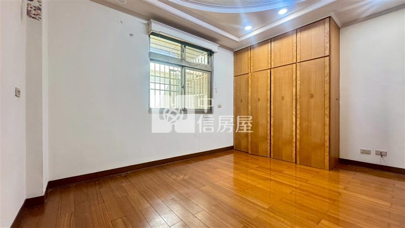 公誠國小旁別墅房屋室內格局與周邊環境