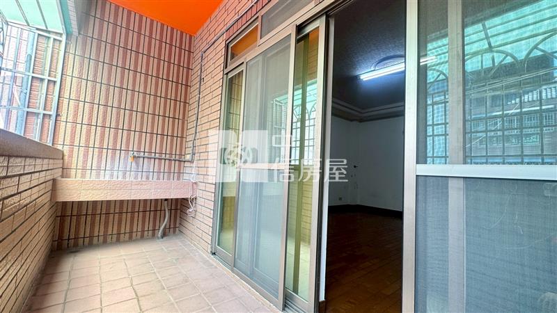 公誠國小旁別墅房屋室內格局與周邊環境