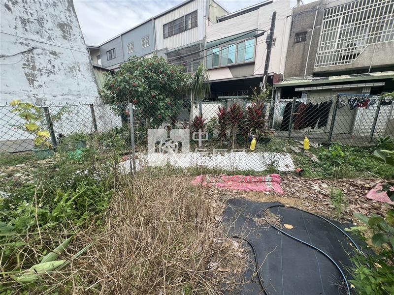 【安家】新竹湖口長威段美農地+合法資材室房屋室內格局與周邊環境