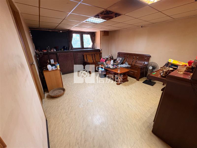 八德重劃區近G02捷運大面寬黃金店面房屋室內格局與周邊環境