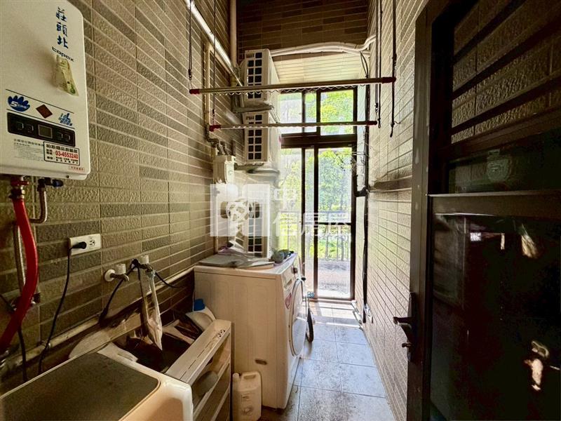 鑫聖中信-內壢大學城稀有1樓2房+平車房屋室內格局與周邊環境