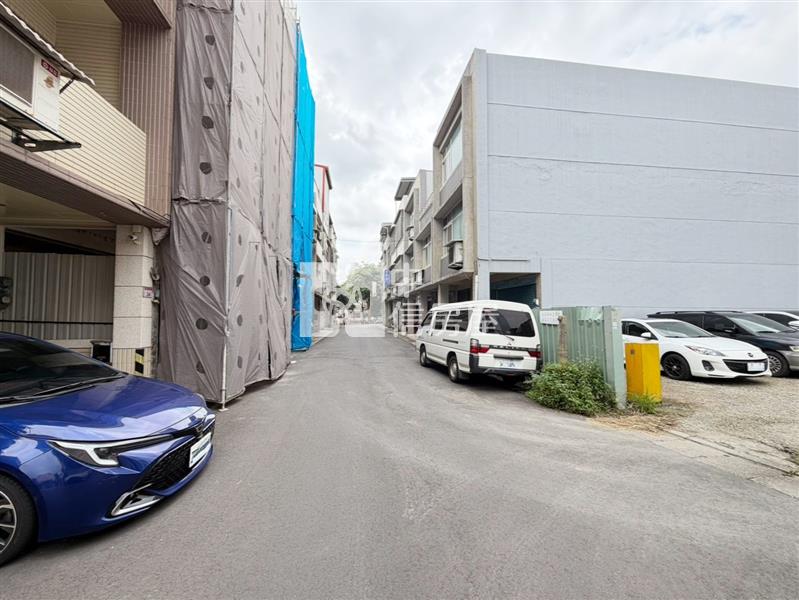 中壢後站.體育園區雙面臨路稀有建地房屋室內格局與周邊環境