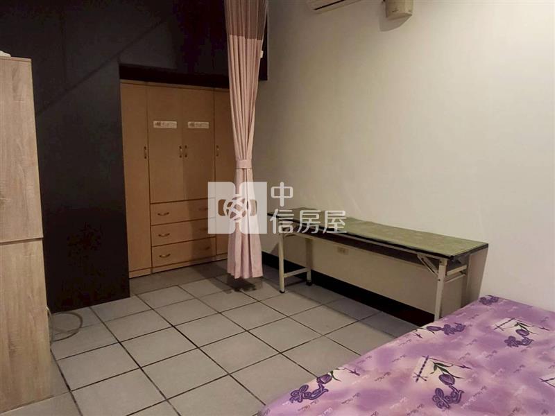 新市市中心大面寬超值樓店房屋室內格局與周邊環境