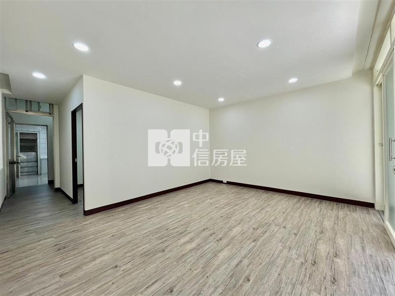 楊梅萬大路透天房屋室內格局與周邊環境