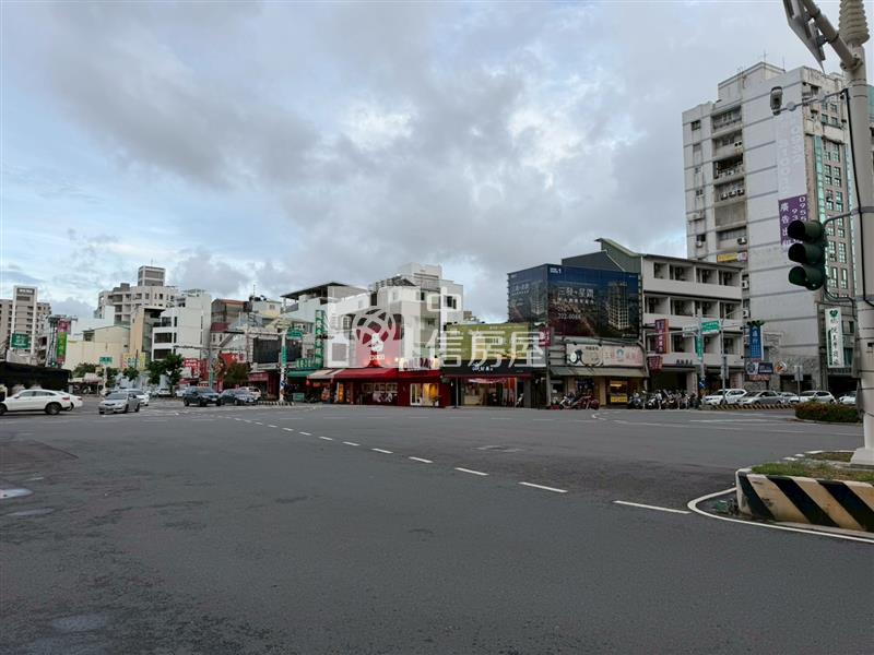 北區太皇園套房有車位電寓房屋室內格局與周邊環境