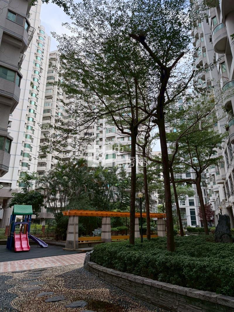北區太皇園套房有車位電寓房屋室內格局與周邊環境