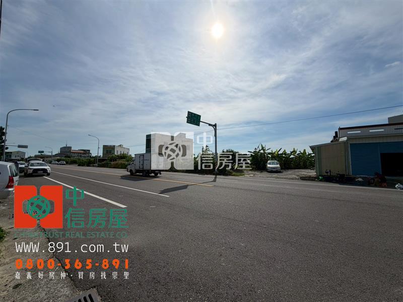 鹿草台電旁都市計畫農地房屋室內格局與周邊環境