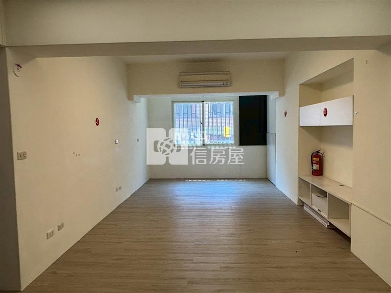 中港世紀紅三房平車美屋房屋室內格局與周邊環境