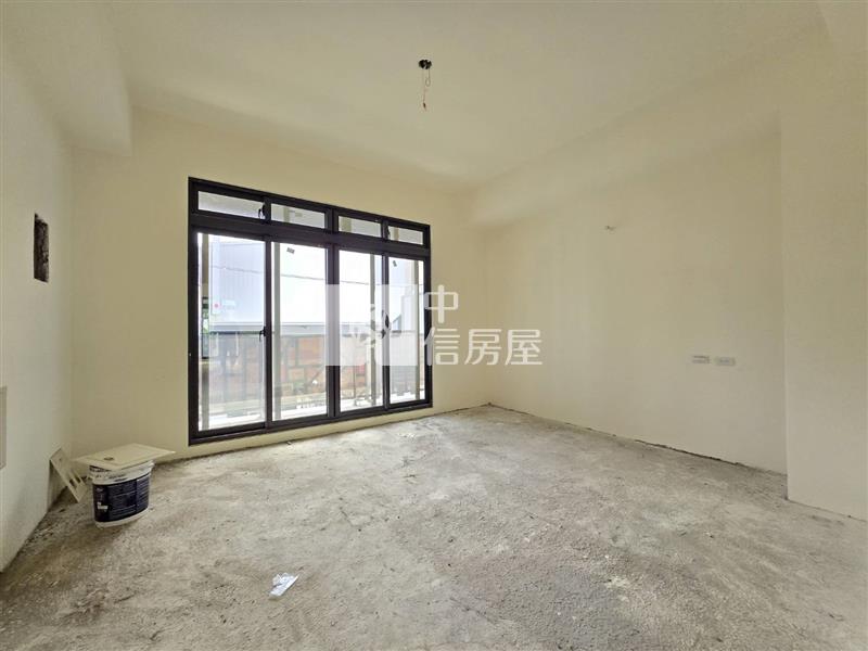 中央路巷旁店面房屋室內格局與周邊環境