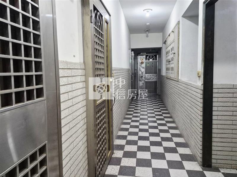 華馨園靓套房房屋室內格局與周邊環境