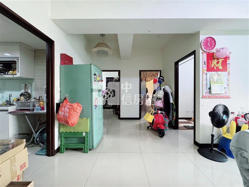 鼎泰鑫贊三房車房屋室內格局與周邊環境