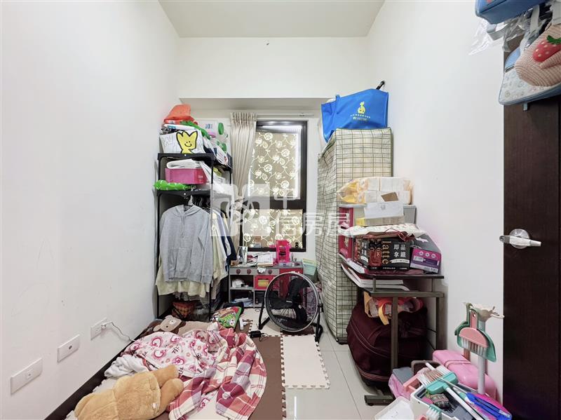 鼎泰鑫贊三房車房屋室內格局與周邊環境
