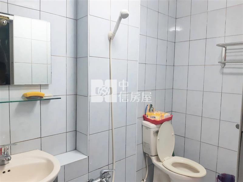●南榮路店面1樓加2樓房屋室內格局與周邊環境