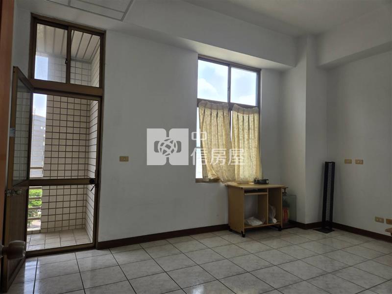 員林八條通財經大樓房屋室內格局與周邊環境